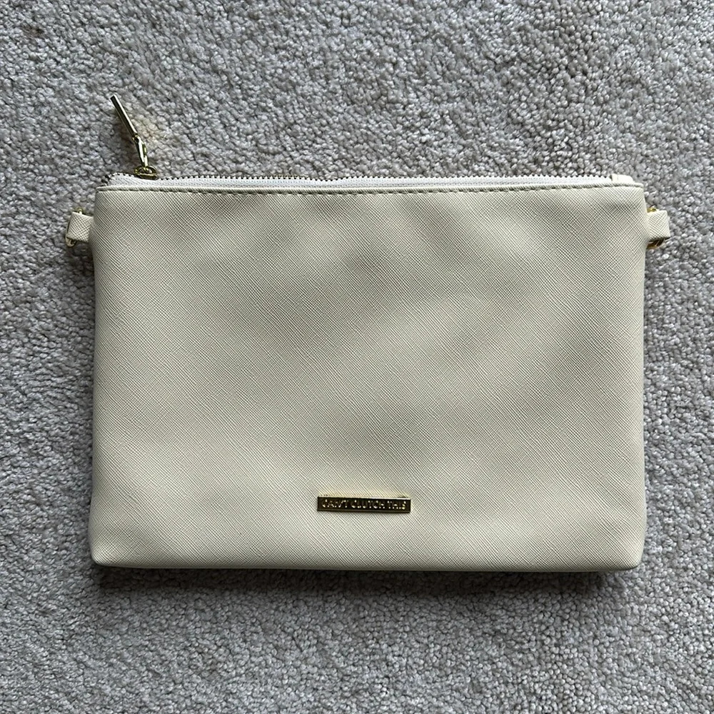 Beach Clutch - Picture 2 of 2